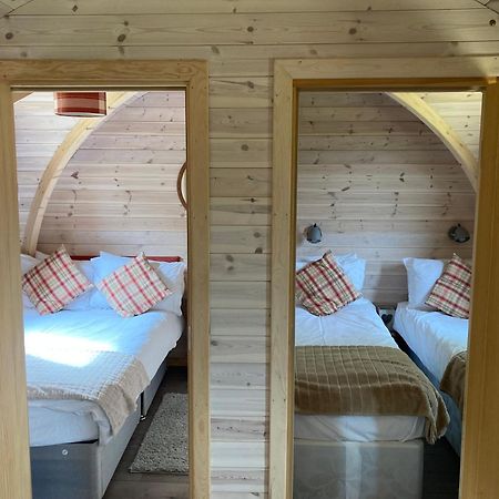 Hotel Rabbit Glamping Pod School House Farm à Leighton  Extérieur photo