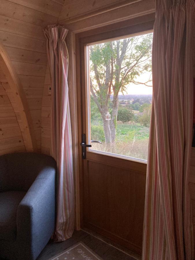 Hotel Rabbit Glamping Pod School House Farm à Leighton  Extérieur photo